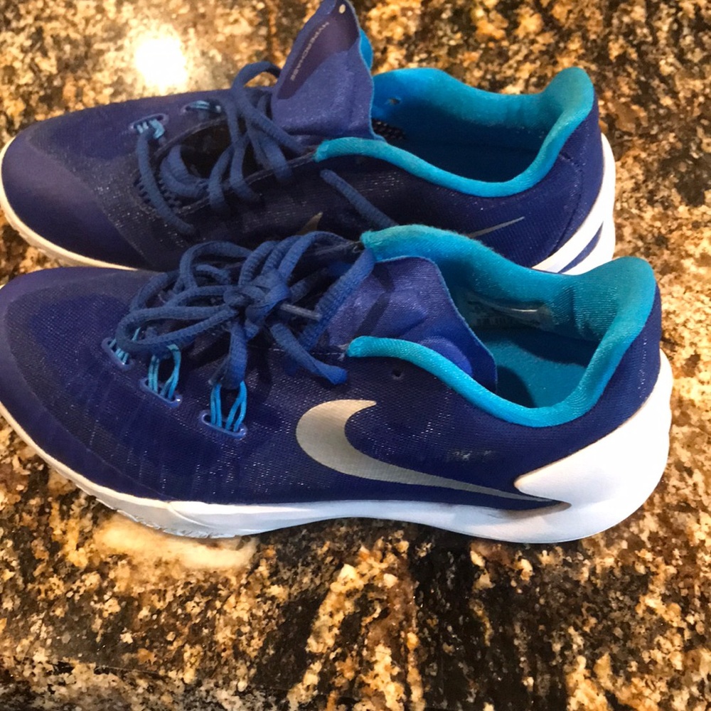 Nike shoes size 6.5